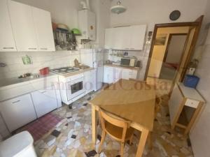 Lavagna appartamento 100 mq centrale termoautonomo €290000